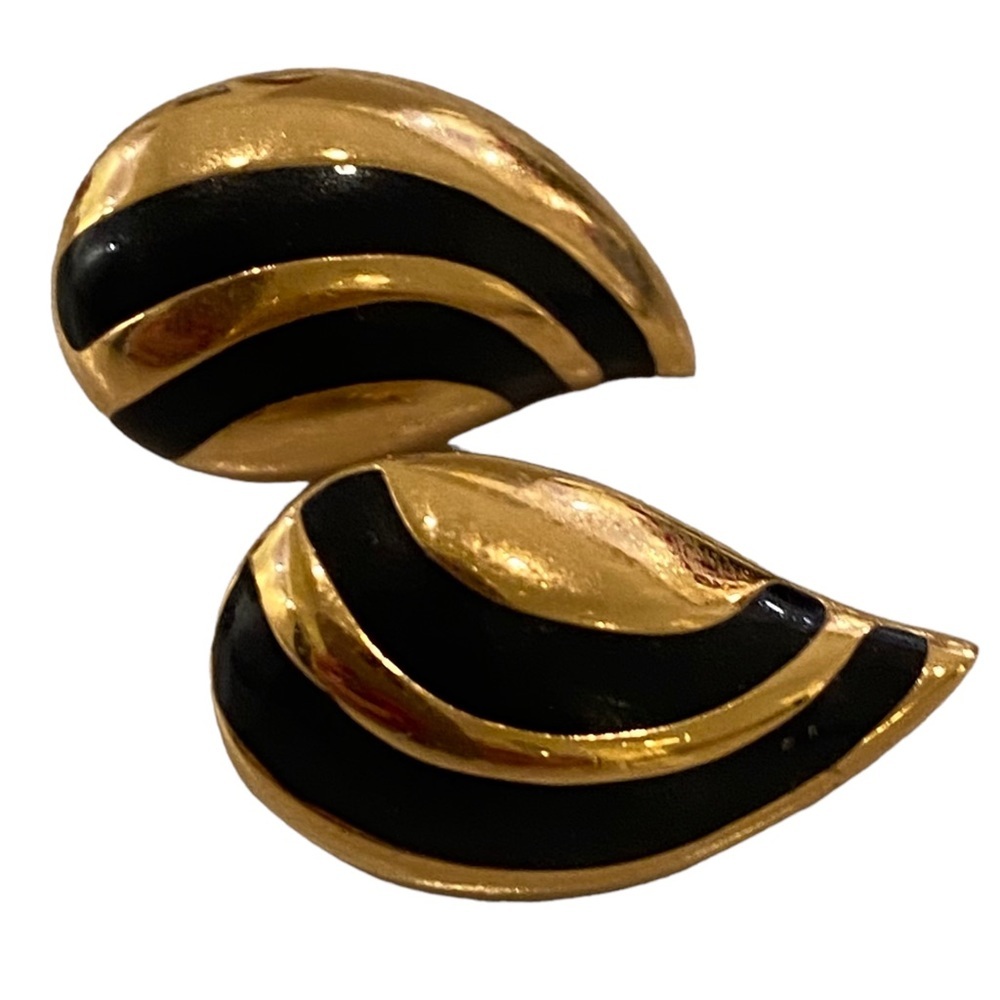 Vintage Napier drop shape stud earrings gold tone black enamel